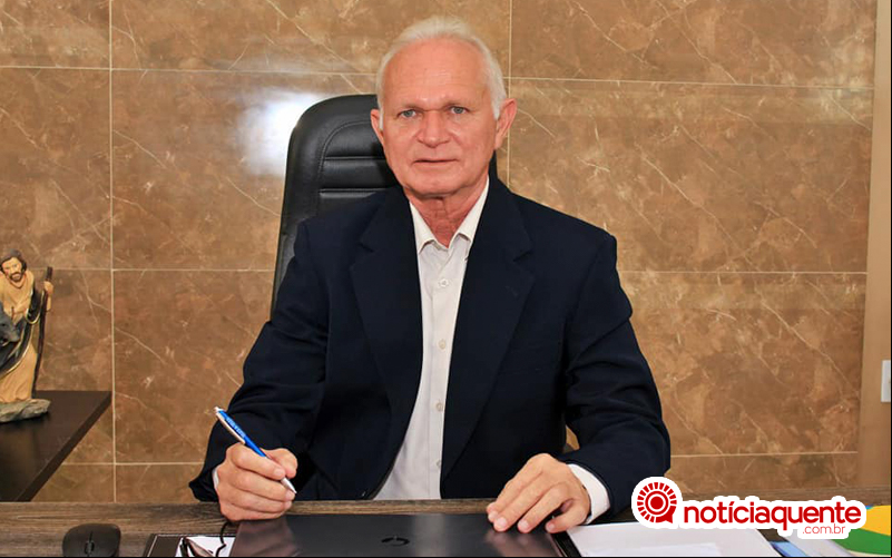 Solenidade de posse do prefeito em exercício Clayton Farias lota auditório da Câmara de Vereadores de Pão de Açúcar
